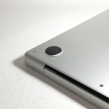 MacBook Pro M2Pro / 14インチ / 2023 / 16GB / 512GB / シルバー / ランク:C / MPHH3J/A / 【中古品管理番号:38370】