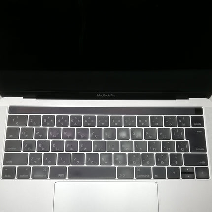 MacBook Pro Touch Bar / 13インチ / Late 2016 / 8GB / 256GB / シルバー / ランク:C / MLVP2J/A / 【中古品管理番号:38698】