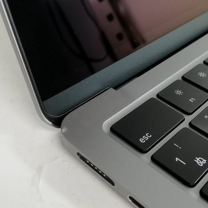 【販売強化プライス！】MacBook Air M2 / 13インチ / 2022 / 24GB / 512GB / スペースグレイ / ランク:C / MLXX3J/A / 【中古品管理番号:38877】