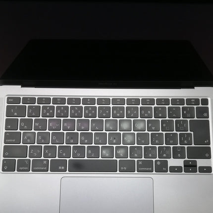 MacBook Air M1 / 13インチ / Mid2020 / 16GB / 256GB / スペースグレイ / ランク:B / MGN63J/A / 【中古品管理番号:38908】