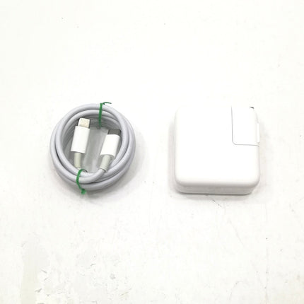 MacBook Air M1 / 13インチ / Mid2020 / 16GB / 256GB / スペースグレイ / ランク:B / MGN63J/A / 【中古品管理番号:38908】