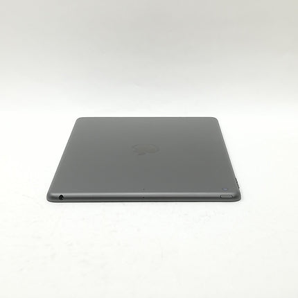 iPad / Wi-Fiモデル / 10.2インチ / 第8世代 / 2020 / 32GB / スペースグレイ / ランク:B / MYL92J/A / A2270 【中古品管理番号:40282】