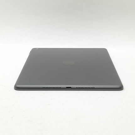 iPad / Wi-Fiモデル / 10.2インチ / 第8世代 / 2020 / 32GB / スペースグレイ / ランク:B / MYL92J/A / A2270 【中古品管理番号:40289】
