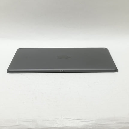 iPad / Wi-Fiモデル / 10.2インチ / 第8世代 / 2020 / 32GB / スペースグレイ / ランク:B / MYL92J/A / A2270 【中古品管理番号:40317】
