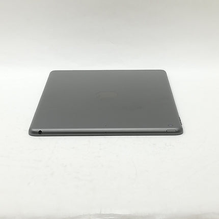 iPad / Wi-Fiモデル / 10.2インチ / 第8世代 / 2020 / 32GB / スペースグレイ / ランク:B / MYL92J/A / A2270 【中古品管理番号:40325】