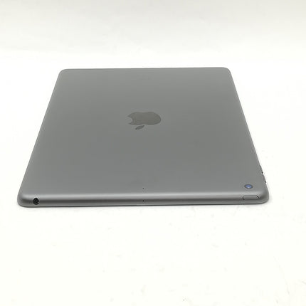 iPad / Wi-Fiモデル / 10.2インチ / 第8世代 / 2020 / 32GB / スペースグレイ / ランク:B / MYL92J/A / A2270 【中古品管理番号:40408】