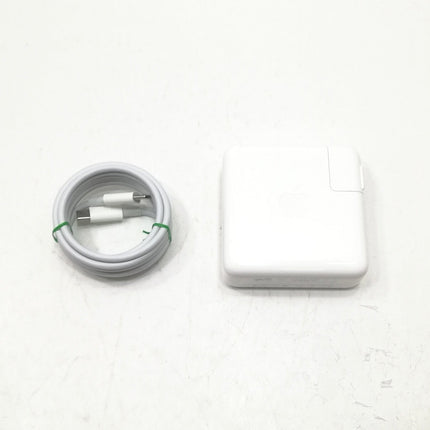 【販売強化プライス！】MacBook Pro M2 / 13インチ / 2022 / 8GB / 512GB / スペースグレイ / ランク:C / MNEJ3J/A / 【中古品管理番号:40416】