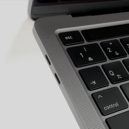 MacBook Pro M1 / 13インチ / Mid2020 / 16GB / 1TB / スペースグレイ / ランク:B / MYD92J/A / 【中古品管理番号:40424】