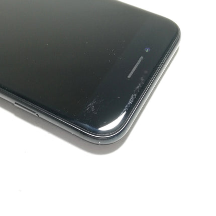 iPhone SE 第2世代 / 2020 / 64GB / ブラック / au版SIMロック解除品 / ランク:C / MHGP3J/A / A2296 【中古品管理番号:40487】