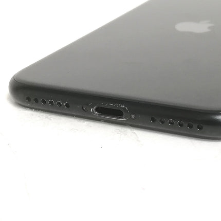 iPhone SE 第2世代 / 2020 / 64GB / ブラック / au版SIMロック解除品 / ランク:C / MHGP3J/A / A2296 【中古品管理番号:40487】