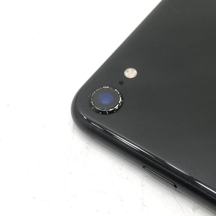 iPhone SE 第2世代 / 2020 / 64GB / ブラック / au版SIMロック解除品 / ランク:C / MHGP3J/A / A2296 【中古品管理番号:40493】