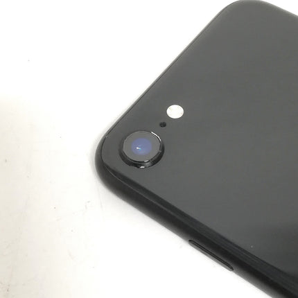iPhone SE 第2世代 / 2020 / 64GB / ブラック / au版SIMロック解除品 / ランク:C / MHGP3J/A / A2296 【中古品管理番号:40494】