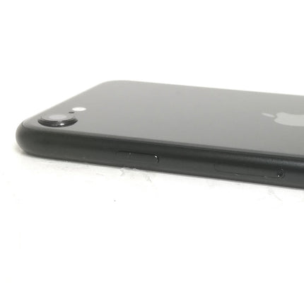 iPhone SE 第2世代 / 2020 / 64GB / ブラック / au版SIMロック解除品 / ランク:C / MHGP3J/A / A2296 【中古品管理番号:40494】
