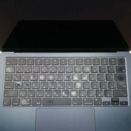 【販売強化プライス！】MacBook Air M2 / 13インチ / 2022 / 8GB / 256GB / ミッドナイト / ランク:C / MLY33J/A / 【中古品管理番号:40503】