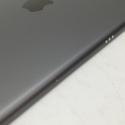 iPad / Wi-Fiモデル / 10.2インチ / 第9世代 / 2021 / 64GB / スペースグレイ / ランク:B / MK2K3J/A / A2602 【中古品管理番号:40516】