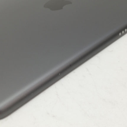 iPad / Wi-Fiモデル / 10.2インチ / 第9世代 / 2021 / 64GB / スペースグレイ / ランク:B / MK2K3J/A / A2602 【中古品管理番号:40567】