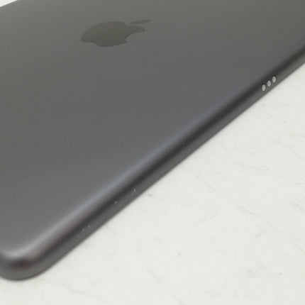 iPad / Wi-Fiモデル / 10.2インチ / 第9世代 / 2021 / 64GB / スペースグレイ / ランク:B / MK2K3J/A / A2602 【中古品管理番号:40612】