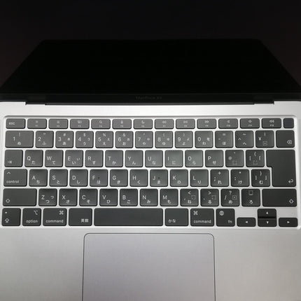MacBook Air M1 / 13インチ / Mid2020 / 8GB / 256GB / スペースグレイ / ランク:B / MGN63J/A / 【中古品管理番号:40671】