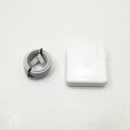 【販売強化プライス！】MacBook Pro M2 / 13インチ / 2022 / 16GB / 512GB / シルバー / ランク:C / MNEP3J/A / 【中古品管理番号:40702】