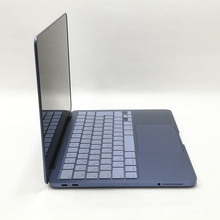 MacBook Neo / 13インチ / 2026 / 8GB / 256GB / インディゴ / ランク:A / MHFF4J/A / 【中古品管理番号:40716】