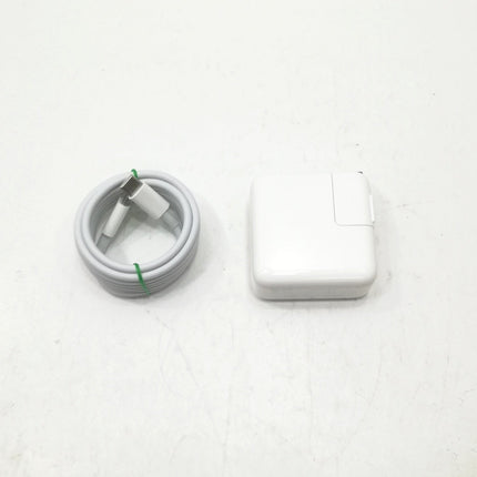 MacBook Air M1 / 13インチ / Mid2020 / 8GB / 512GB / シルバー / ランク:B / MGNA3J/A / 【中古品管理番号:40759】