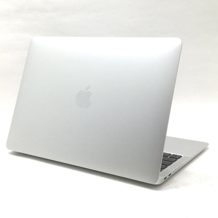 MacBook Air M1 / 13インチ / Mid2020 / 8GB / 512GB / シルバー / ランク:B / MGNA3J/A / 【中古品管理番号:40759】