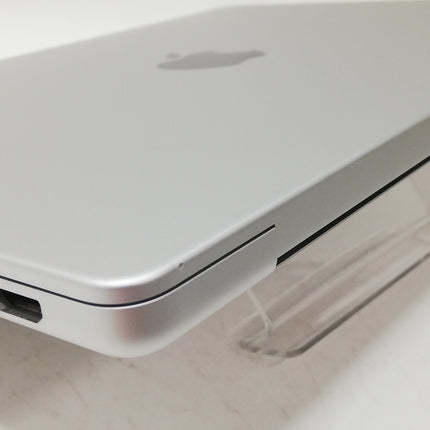 MacBook Pro M1 Pro / 14インチ / 2021 / 16GB / 512GB / シルバー / ランク:C / MKGR3J/A / 【中古品管理番号:40760】