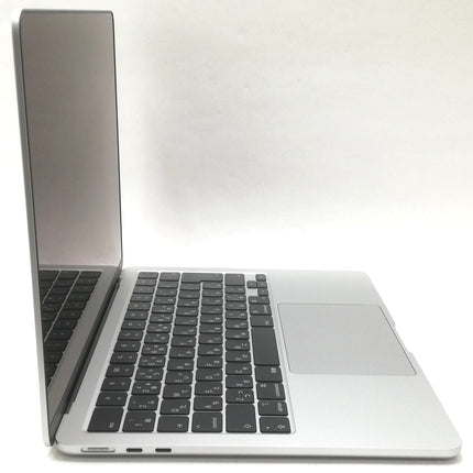 MacBook Air M2 / 13インチ / 2022 / 8GB / 512GB / シルバー / ランク:B / MLXY3J/A / 【中古品管理番号:40791】
