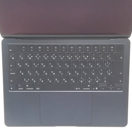 MacBook Air M4 / 13インチ / 2025 / 16GB / 256GB / ミッドナイト / ランク:A / MW123J/A / 【中古品管理番号:40829】