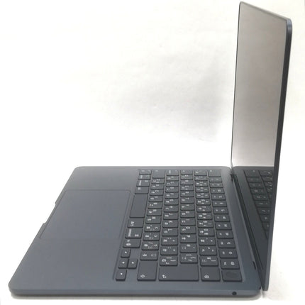 MacBook Air M4 / 13インチ / 2025 / 16GB / 256GB / ミッドナイト / ランク:A / MW123J/A / 【中古品管理番号:40829】