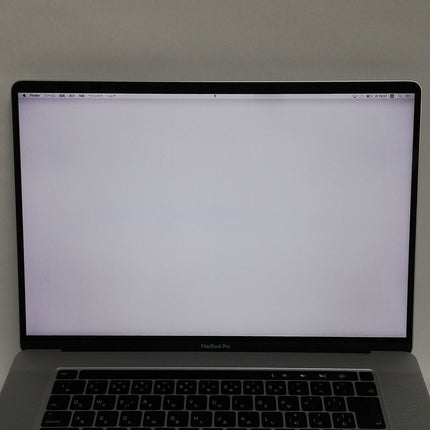 【週末限定特価】MacBook Pro Touch Bar / 16インチ / 2019 / 64GB / 1TB / シルバー / ランク:C / MVVM2J/A / 【中古品管理番号:40930】