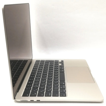 MacBook Air M4 / 13インチ / 2025 / 16GB / 256GB / スターライト / ランク:A / MW0Y3J/A / 【中古品管理番号:40939】