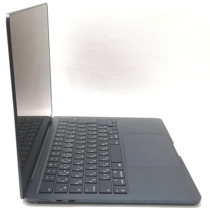 MacBook Air M2 / 13インチ / 2022 / 8GB / 256GB / ミッドナイト / ランク:B / MLY33J/A / A2681 【中古品管理番号:41004】