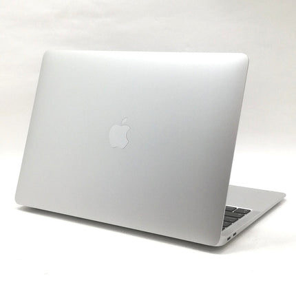 MacBook Air M1 / 13インチ / Mid2020 / 8GB / 512GB / シルバー / ランク:A / MGNA3J/A / 【中古品管理番号:41014】