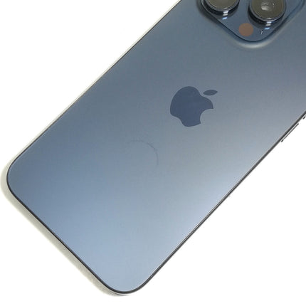 iPhone 15 Pro Max / 2023 / 256GB / ブルーチタニウム / docomo版SIMフリー / ランク:C / MU6T3J/A / A3105 【中古品管理番号:41024】