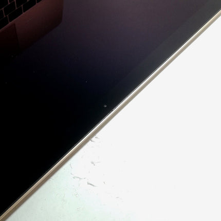 MacBook Air Retina Display / 13インチ / 2019 / 8GB / 256GB / ゴールド / ランク:C / MVFN2J/A / 【中古品管理番号:41081】
