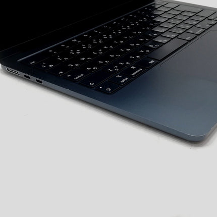 【販売強化プライス！】MacBook Air M2 / 13インチ / 2022 / 8GB / 256GB / ミッドナイト / ランク:C / MLY33J/A / 【中古品管理番号:41084】