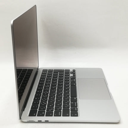 MacBook Air M2 / 13インチ / 2022 / 8GB / 256GB / シルバー / ランク:A / MLXY3J/A / 【中古品管理番号:41097】