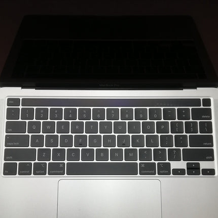 MacBook Pro Touch Bar / 13インチ / 2020 / 16GB / 512GB / シルバー / ランク:B / MWP72J/A / 【中古品管理番号:41099】