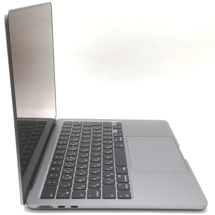 MacBook Air M2 / 13インチ / 2022 / 16GB / 512GB / スペースグレイ / ランク:A / MLXX3J/A / 【中古品管理番号:41129】