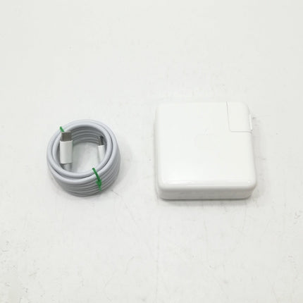MacBook Pro Touch Bar / 13インチ / 2020 / 8GB / 256GB / スペースグレイ / ランク:C / MXK32J/A / 【中古品管理番号:41131】