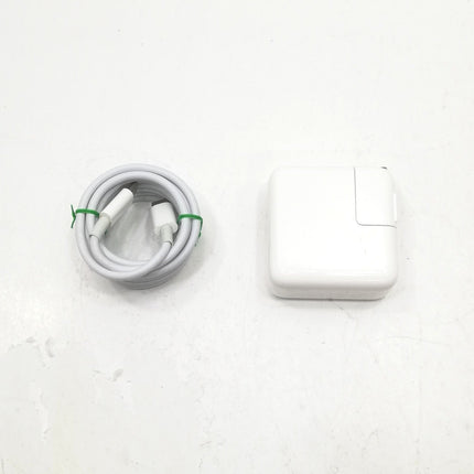 MacBook Air M1 / 13インチ / 2020 / 8GB / 256GB / スペースグレイ / ランク:B / MGN63J/A / A2337 【中古品管理番号:41145】