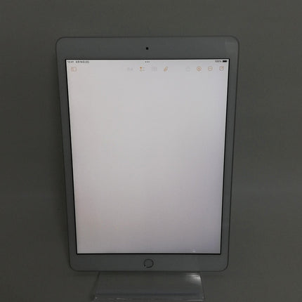 iPad 第7世代 Wi-Fi / 10.2インチ / 2019 / 32GB / シルバー / ランク:C / MW752J/A / A2197 【中古品管理番号:41152】