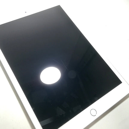 iPad 第7世代 Wi-Fi / 10.2インチ / 2019 / 32GB / シルバー / ランク:C / MW752J/A / A2197 【中古品管理番号:41158】