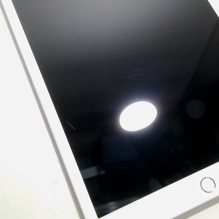 iPad 第7世代 Wi-Fi / 10.2インチ / 2019 / 32GB / シルバー / ランク:C / MW752J/A / A2197 【中古品管理番号:41159】