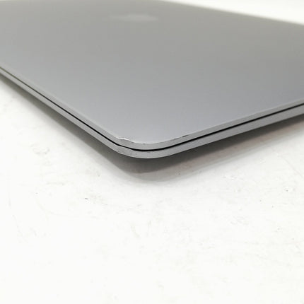 MacBook Air M1 / 13インチ / Mid2020 / 8GB / 256GB / スペースグレイ / ランク:D / MGN63J/A / 【中古品管理番号:41170】