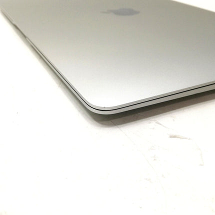 MacBook Air M1 / 13インチ / Mid2020 / 8GB / 256GB / シルバー / ランク:B / MGN93J/A / 【中古品管理番号:41219】