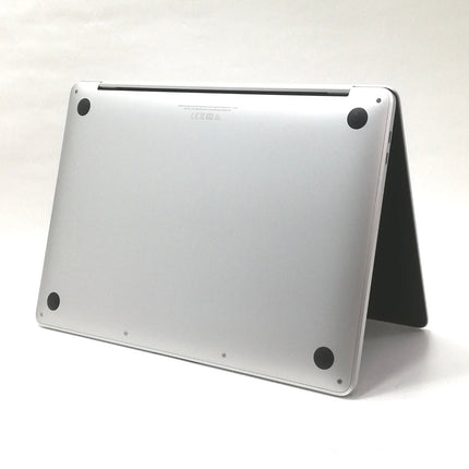 MacBook Pro M2 / 13インチ / 2022 / 8GB / 256GB / シルバー / ランク:A / MNEP3J/A / 【中古品管理番号:41231】
