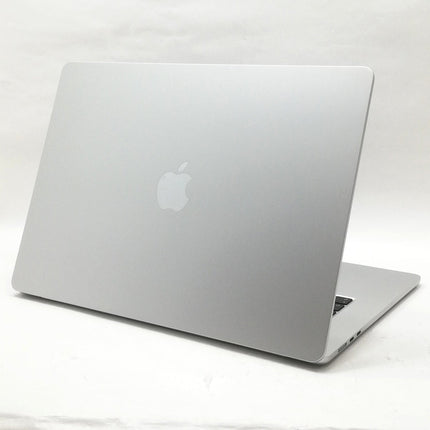 MacBook Air M2 / 15インチ / 2023 / 8GB / 256GB / シルバー / ランク:B / MQKR3J/A / 【中古品管理番号:41287】