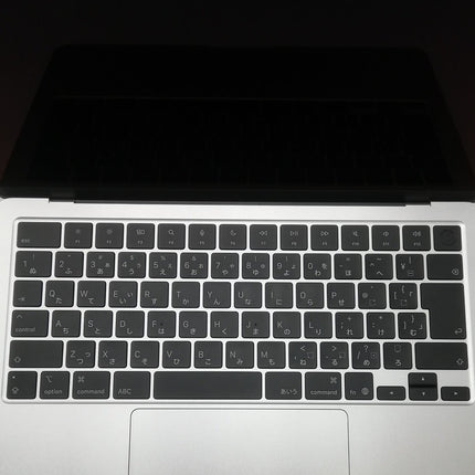 MacBook Air M4 / 13インチ / 2025 / 16GB / 256GB / シルバー / ランク:B / MW0W3J/A / 【中古品管理番号:41301】